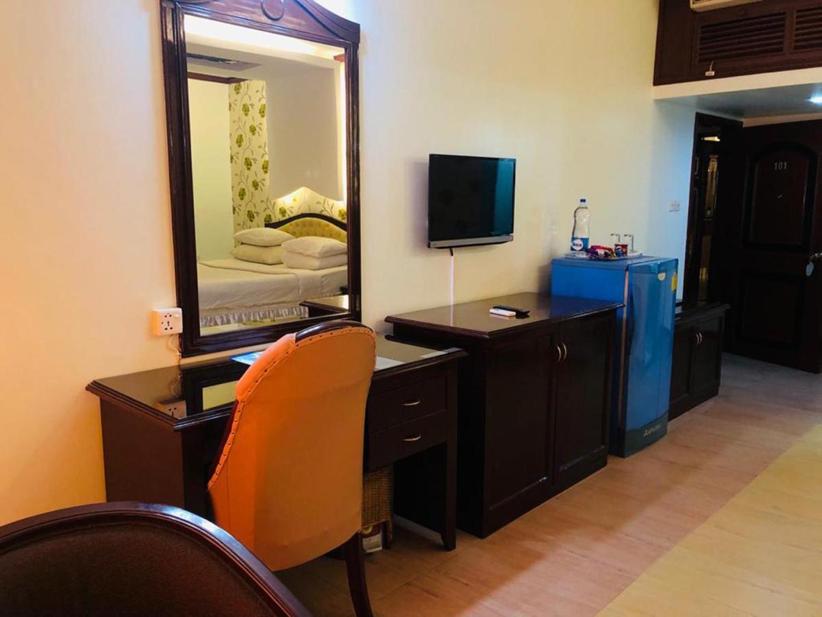 צ'יטגונג Grand Park Hotel מראה חיצוני תמונה